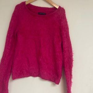 Fuzzy Tommy Hilfiger sweater for girls size medium 8/10 excellent condition